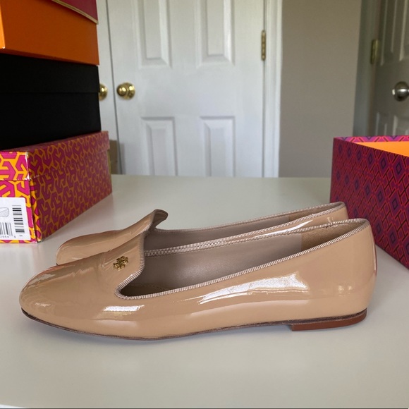 Shoes - EUC Tory Burch Samantha Loafer Nude Patent 7.5
